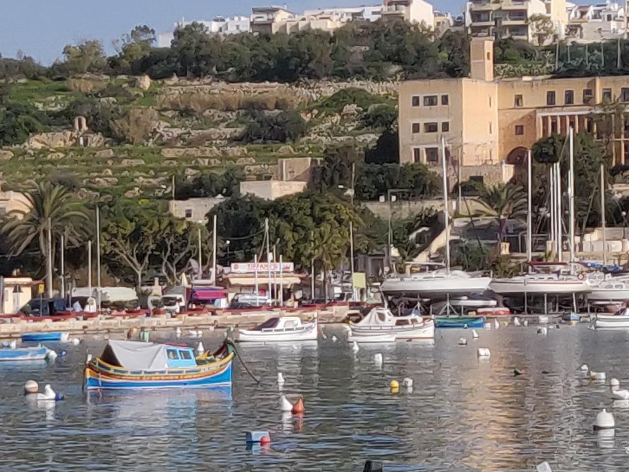 Panoramic Penthouse In Marsascala Which Enjoys Sea And Country Views Apartment Marsaskala Bagian luar foto