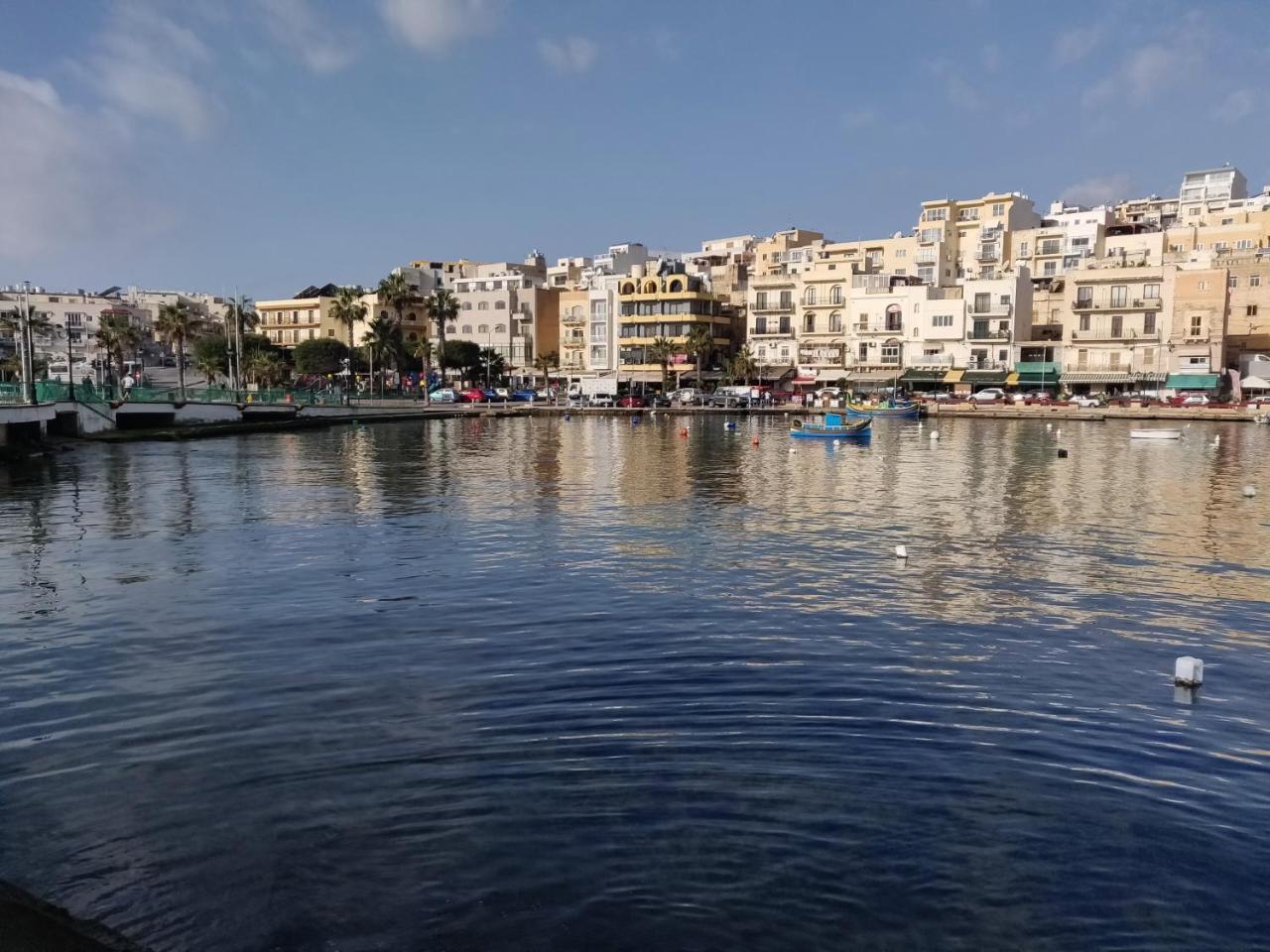 Panoramic Penthouse In Marsascala Which Enjoys Sea And Country Views Apartment Marsaskala Bagian luar foto