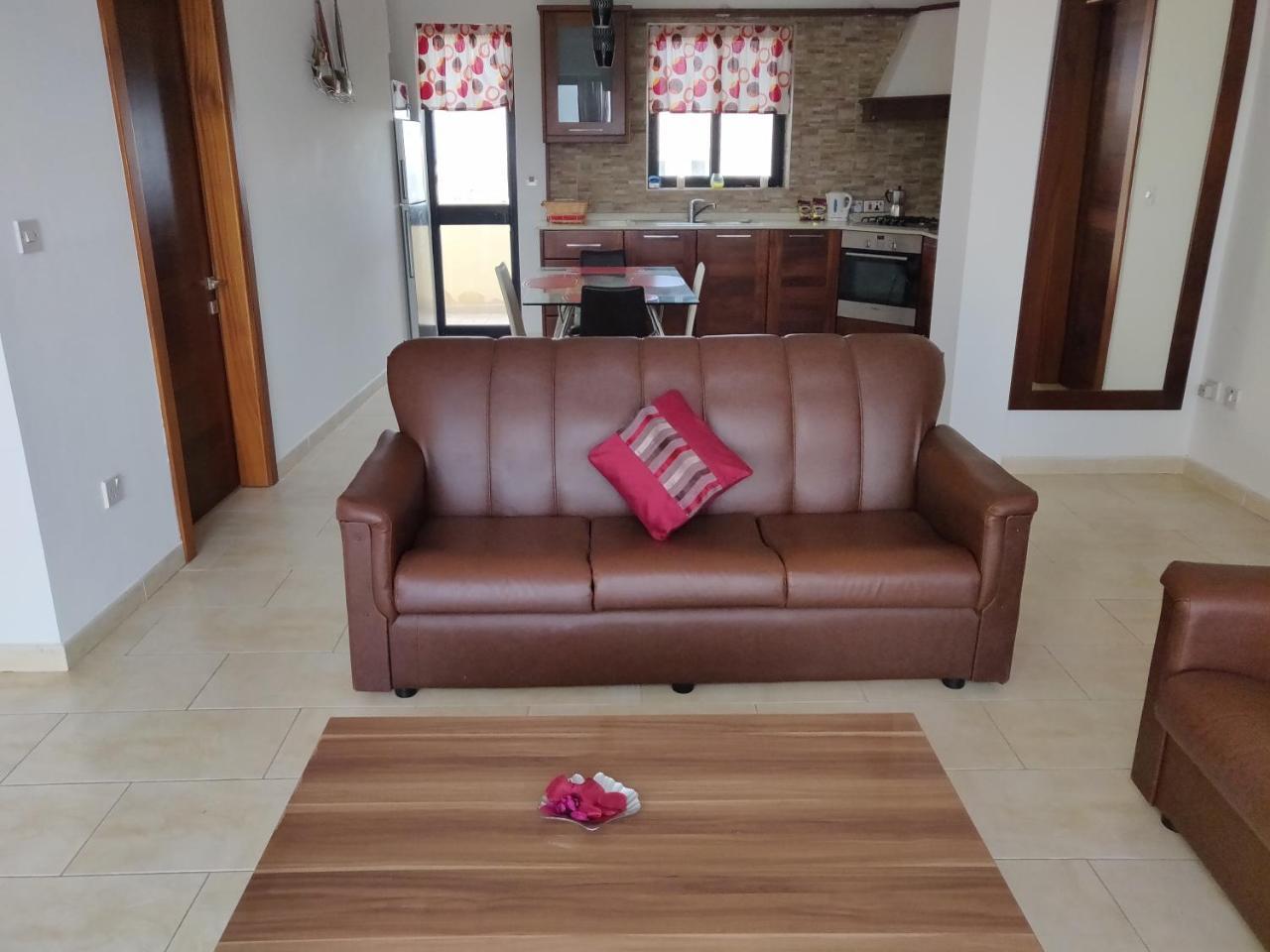 Panoramic Penthouse In Marsascala Which Enjoys Sea And Country Views Apartment Marsaskala Bagian luar foto