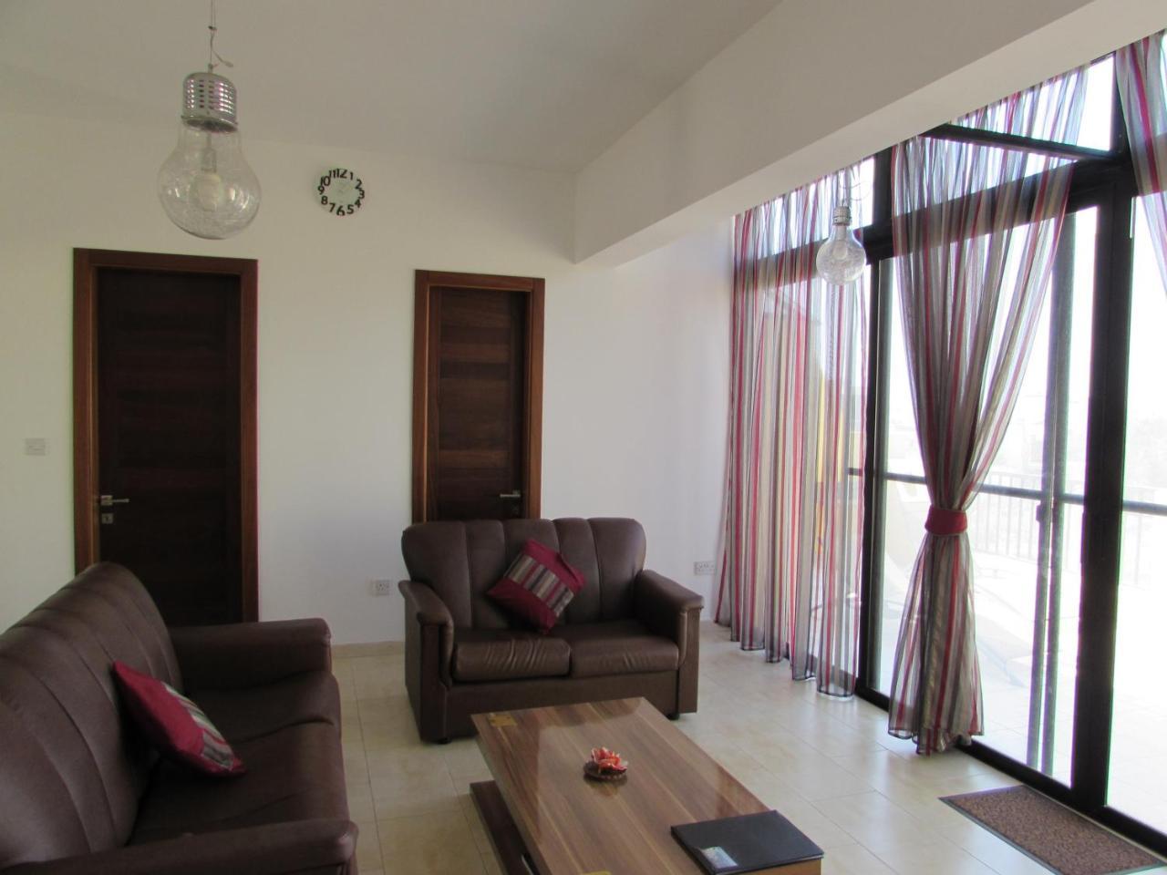 Panoramic Penthouse In Marsascala Which Enjoys Sea And Country Views Apartment Marsaskala Bagian luar foto